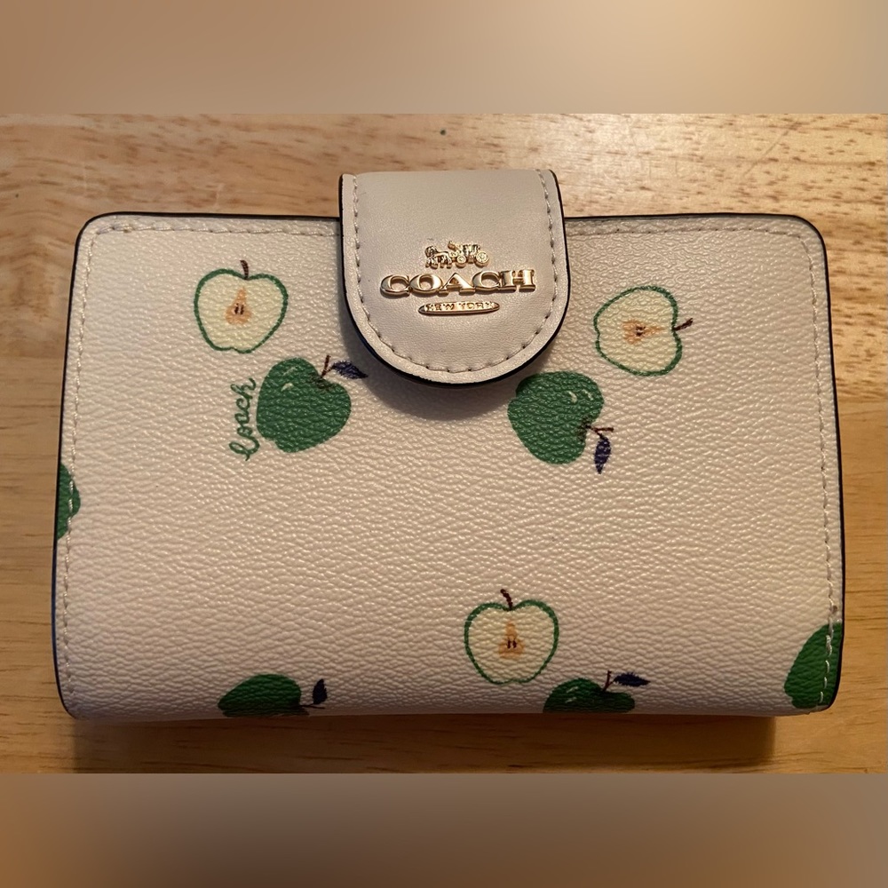 Coach Green Apple Print Medium Wallet